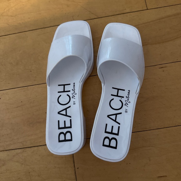Beach by Matisse white Sandals - Picture 1 of 1